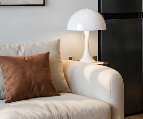 minimalistic table lamp